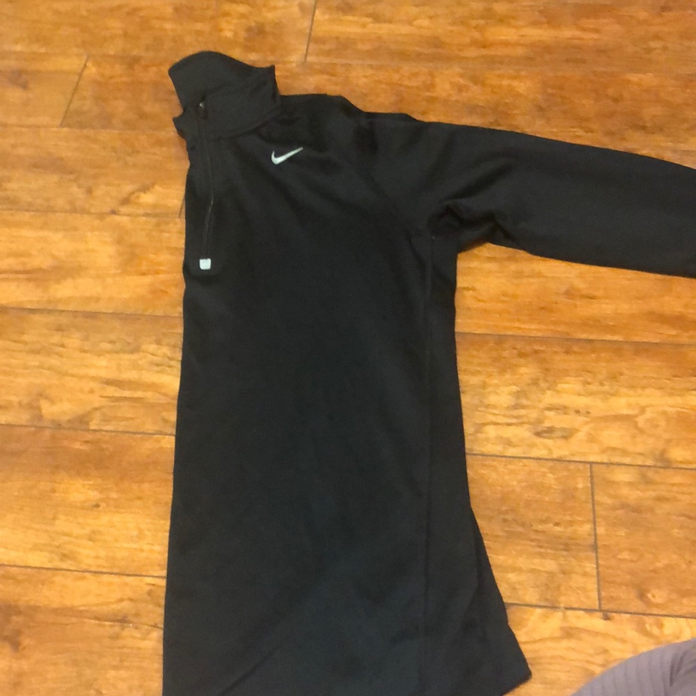 Nike pullover - Picture 3 of 3